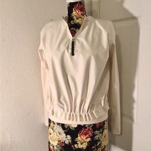 Lululemon off white pullover jacket